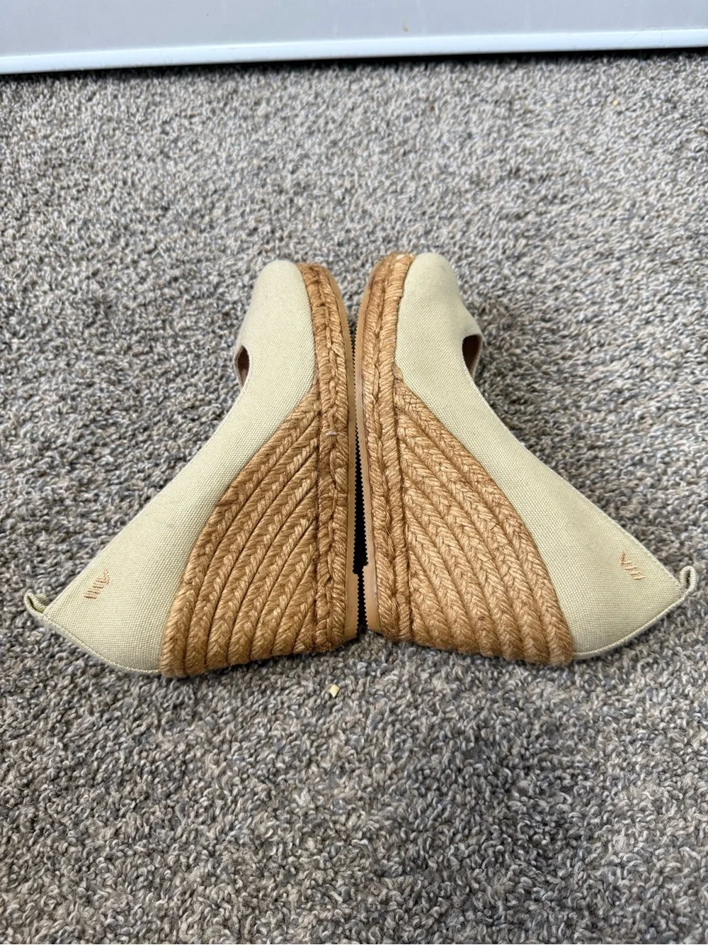 Viscata Barcelona Cream Canvas Wedge Shoes - Picture 3 of 4
